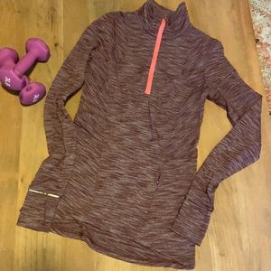 Soft lulu pullover. Great condition